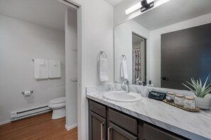 Hair dryer, towels