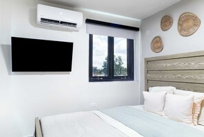 14 bedrooms, desk, iron/ironing board, WiFi