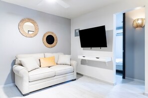 TV, studio