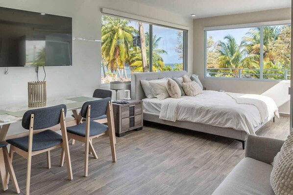 8 chambres, bureau, Wi-Fi, literie fournie