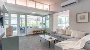 Living area - AQUA Terrazas 6+7 · 3BR Fun & Dining by the Beach (Dorado)