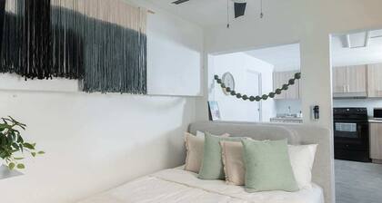 3 Apartamentos combo privados frente a la playa de 3 habitaciones, 3 baños (ADA