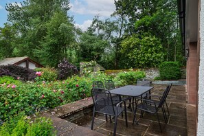 Cottage | Outdoor dining - The School at Mungrisdale (Penrith)