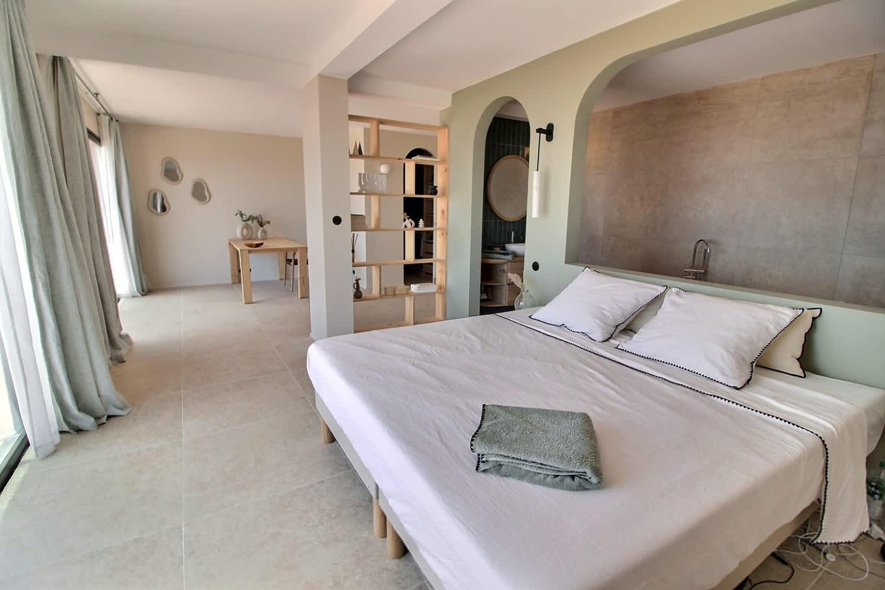 Villa | 5 bedrooms, Internet