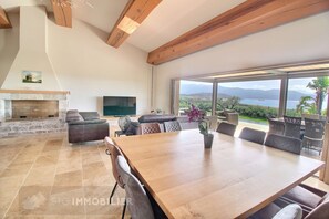 Villa | 4 bedrooms, Internet
