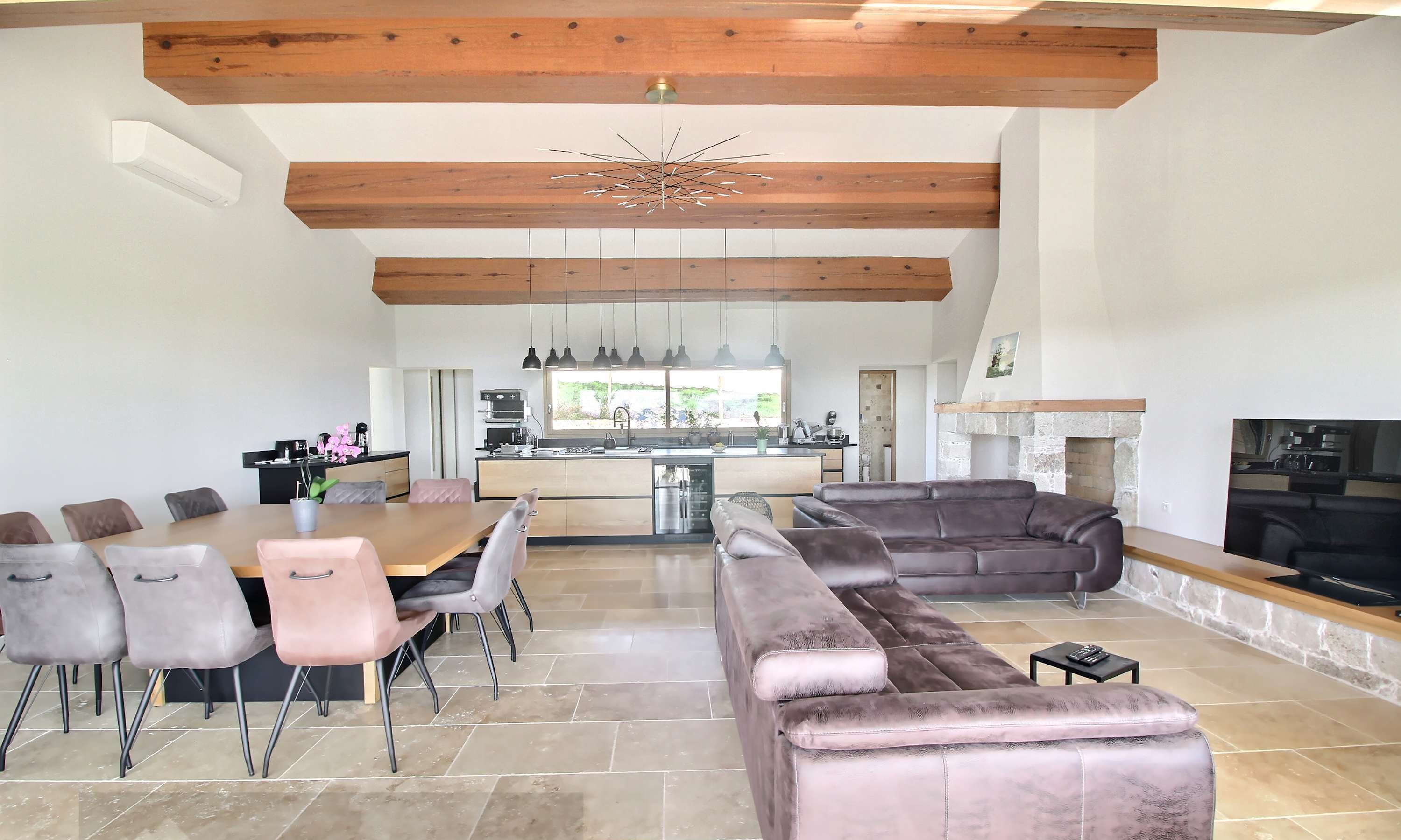 別墅 | 4 間臥室、網路服務