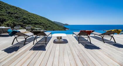 Architect Villaproperty Sea View Close to the Beaches