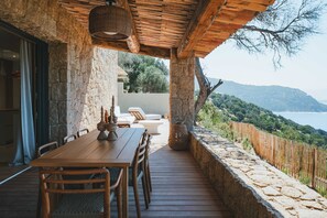 Villa | 4 bedrooms, Internet