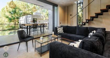 ÂĄMagnifica Casa Terraza Jacuzzi y Vista al Bosque!