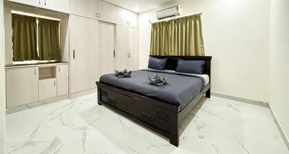 3 Bee's Service Apartments