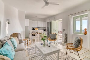 Unclassified image, 5 of 37, button