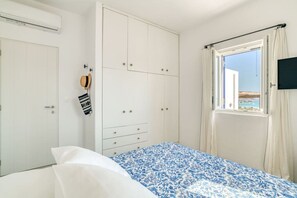 5 chambres, fer et planche à repasser, lit parapluie, Wi-Fi gratuit