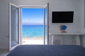 4 slaapkamers, een bureau, een strijkplank/strijkijzer, reisbedje