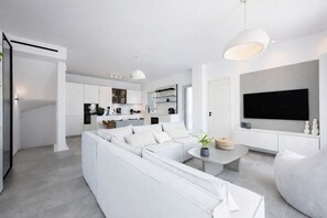 智能电视、立体声音响