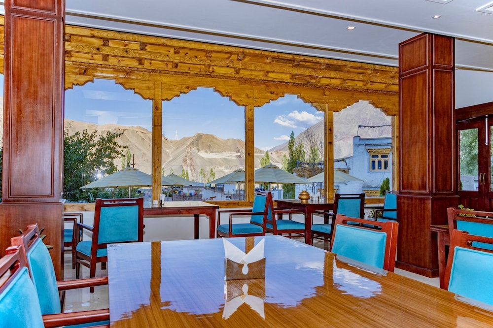 3 Star Hotels