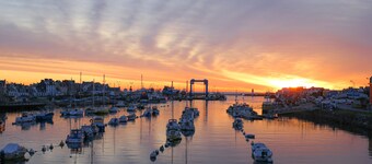 House for 6, 200m from the port and the beach