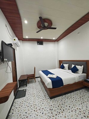 Soundproofing, free WiFi