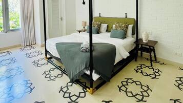 Villa de lujo, vistas al jardín | 2 dormitorios, ropa de cama de alta calidad, edredones de plumas