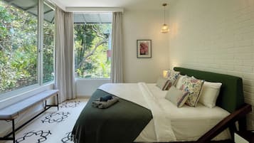 Luxury Villa, Garden View | 2 bedrooms, premium bedding, down duvets, memory-foam beds
