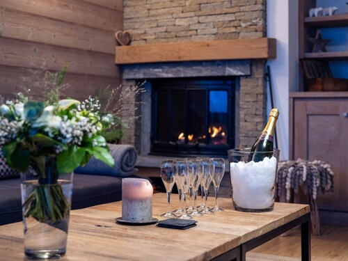 Chalet familial proche pistes et commerces, 4 chambres, accepte animaux