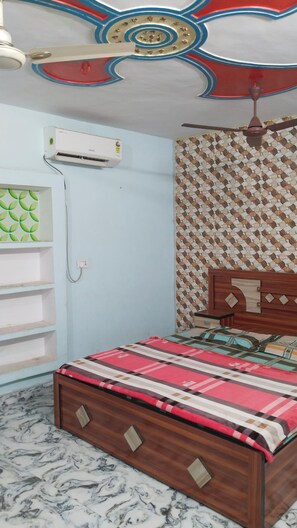 5 bedrooms, WiFi