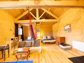 4 bedrooms, free WiFi
