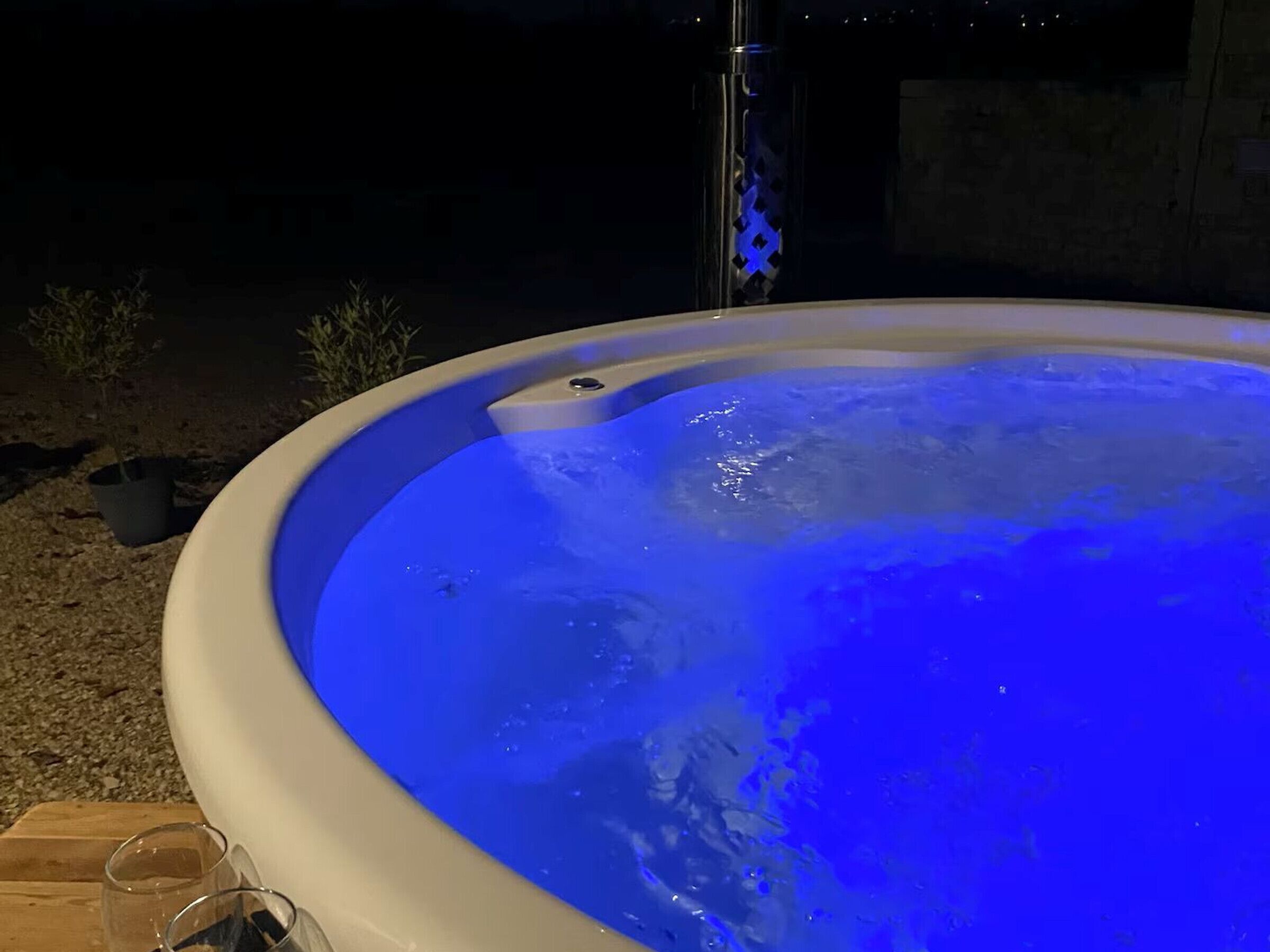 Bain à remous extérieur