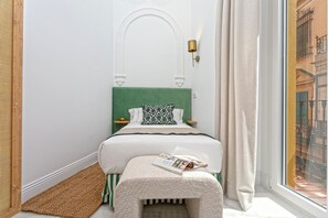 Bathroom - Cozy 3BD in Seville Center. Alfalfa (Seville)