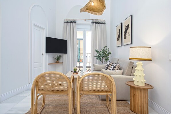 Apartment (3 Bedrooms) | Wohnbereich