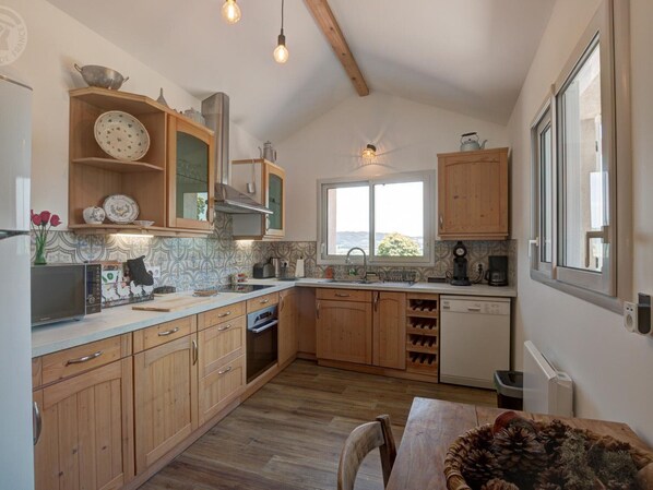 Fridge, microwave, dishwasher