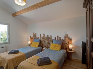 2 bedrooms, free WiFi