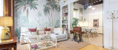 Leilighet (3 Bedrooms) | Oppholdsområde | TV