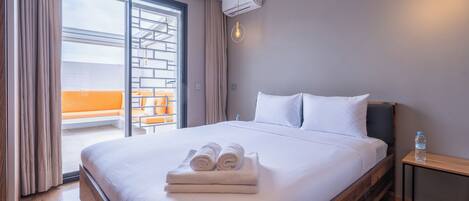 1 chambre, coffres-forts dans les chambres, fer et planche à repasser