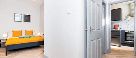 1 soverom, strykejern/-brett, wi-fi og sengetøy