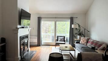 Smart-tv och en stereo