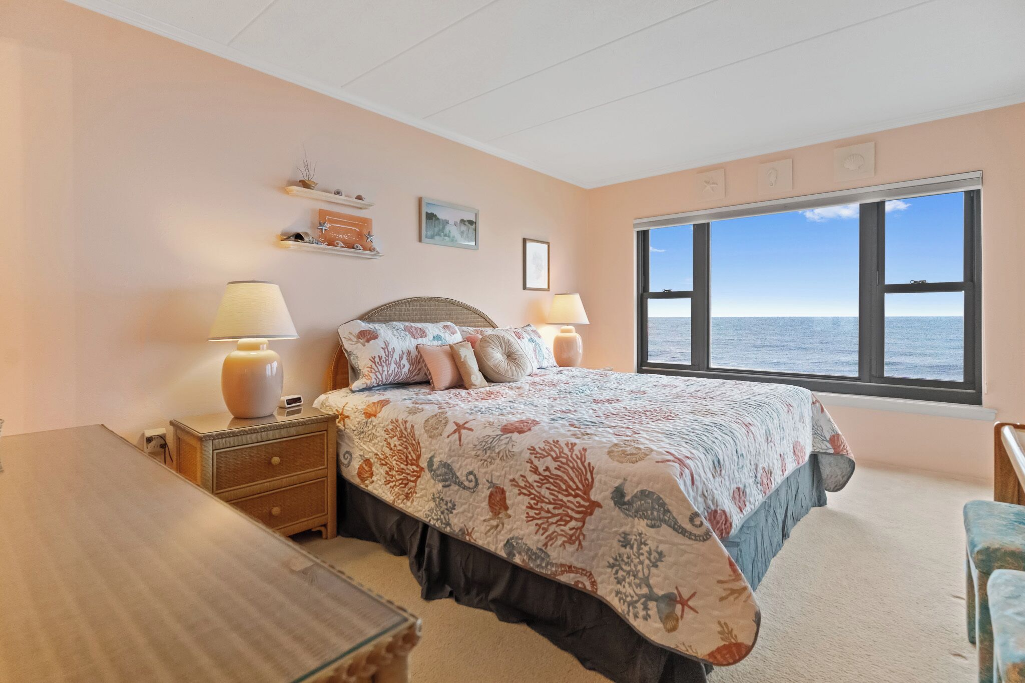 2 bedrooms, iron/ironing board, free WiFi