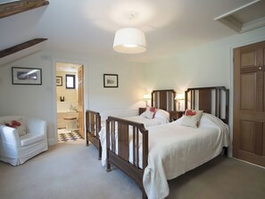 3 camere, con stile personalizzato, con arredamento individuale