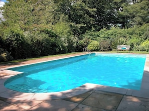 Piscina interna, piscina externa