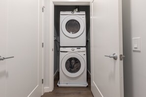 Interior - Luxury Apt with Rooftop Terrace and Pool (Waltham, MA)