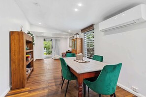 تناول الطعام