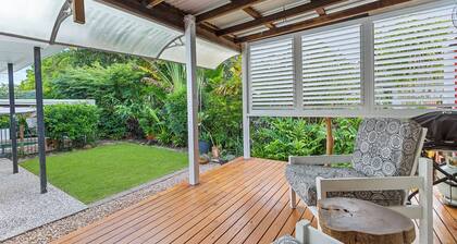 Tropical Hideout w/ Pool, BBQ & Pet-Friendly Yard