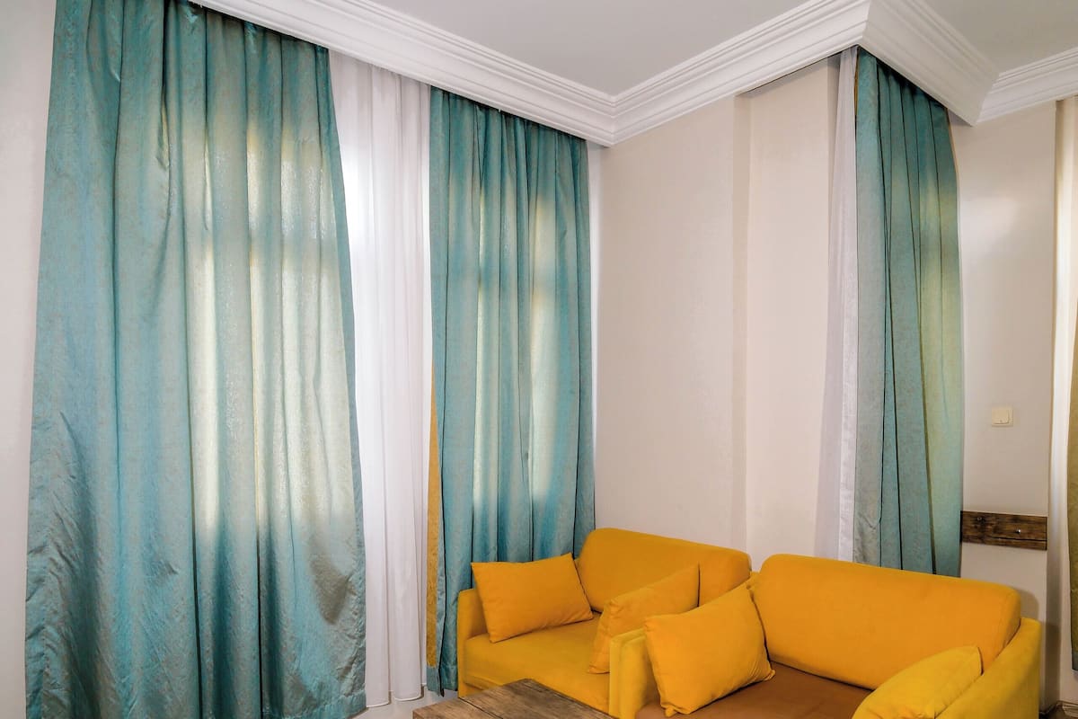 家庭公寓, 露台, 山景 | 1 間睡房、房內夾萬、書桌、免費 Wi-Fi