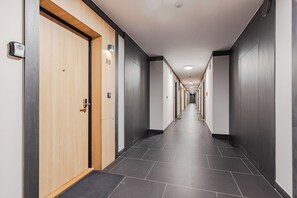 Basic Apartment, Garden View | 1 bedroom, desk, free WiFi - Wiktoryn 98 (Warsaw)