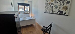 2 bedrooms, iron/ironing board, internet, bed sheets - Large 2BD @ Trendy Portobello, Dublin City Centre (Dublin)