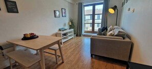 Living area - Large 2BD @ Trendy Portobello, Dublin City Centre (Dublin)