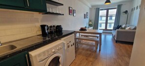 Interior - Large 2BD @ Trendy Portobello, Dublin City Centre (Dublin)