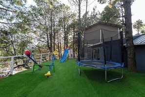 Children’s play area – indoor - Dls Nature Trinket Resort (Dalhousie)