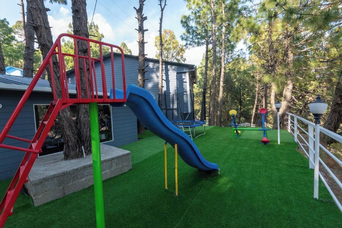 Área de juegos infantiles bajo techo