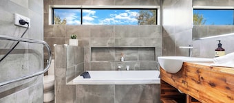 Jensen House - Retro Style with a modern update