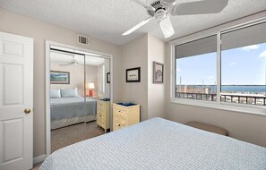 2 bedrooms, iron/ironing board, free WiFi